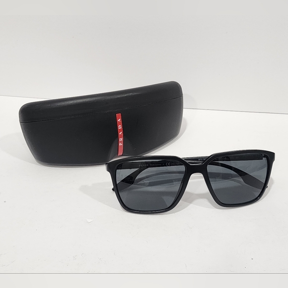 Prada Men's Sunglasses SPS 06V Black 58/16 Italy with Case